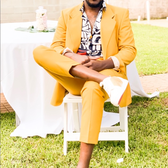 Men ASOS suit. - Picture 3 of 3